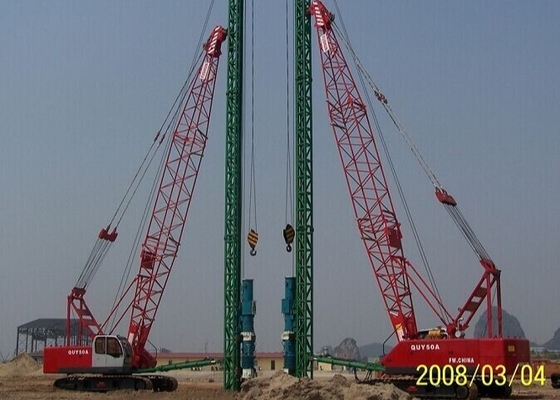 CQUY2600 Hidrolik Crawler Crane Ringan 242kw 254t Kekakuan Tinggi Tahan Lama